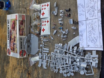 Airfix R.A.F. Emergency Set, skala 1:72 x2 plus dodatki