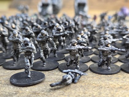 Kompletna linia HALO Micro Ops + masa figurek