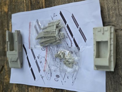 1:72 LVT 1/2 (nie wiem jaki) i LVT 4