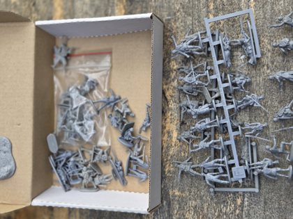Emhar 1:72 - figurki żołnierzy (sprue EM7201), luzem